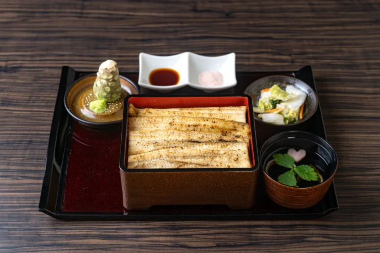 白焼き重 松